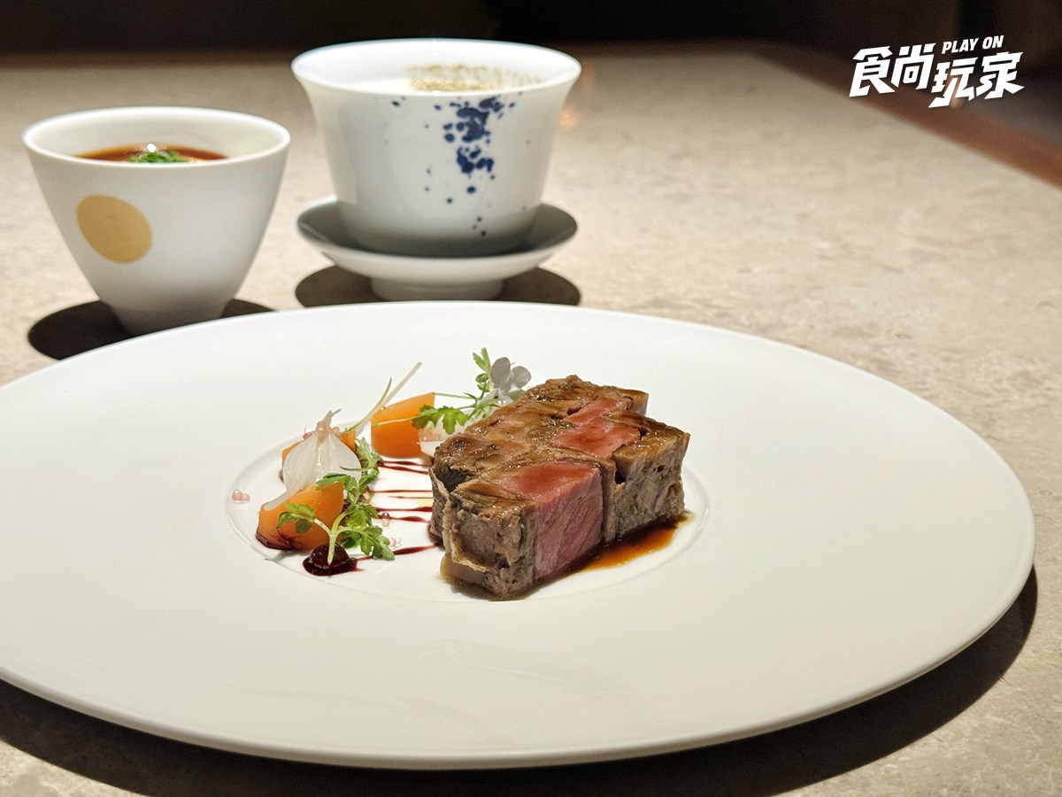 高CP值「米其林一星」千元有找!牛肉麵、梅干扣肉變法餐,免費續洋芋、玩盲盒 高CP值「米其林一星」千元有找!牛肉麵、梅干扣肉變法餐,免費續洋芋、玩盲盒