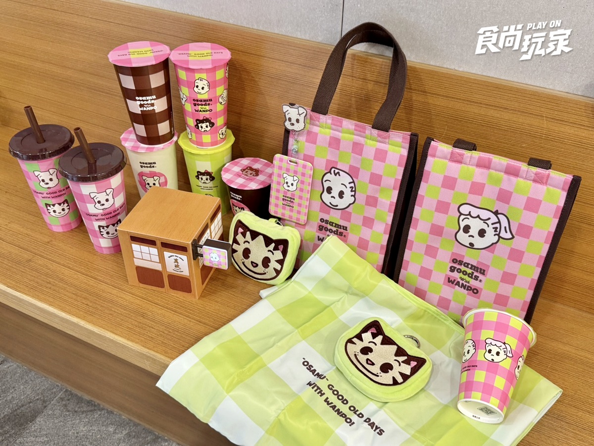 萬波ｘOSAMU GOODS可愛再聯名！變色杯、伸縮卡套５大周邊，免費杯身快收集
