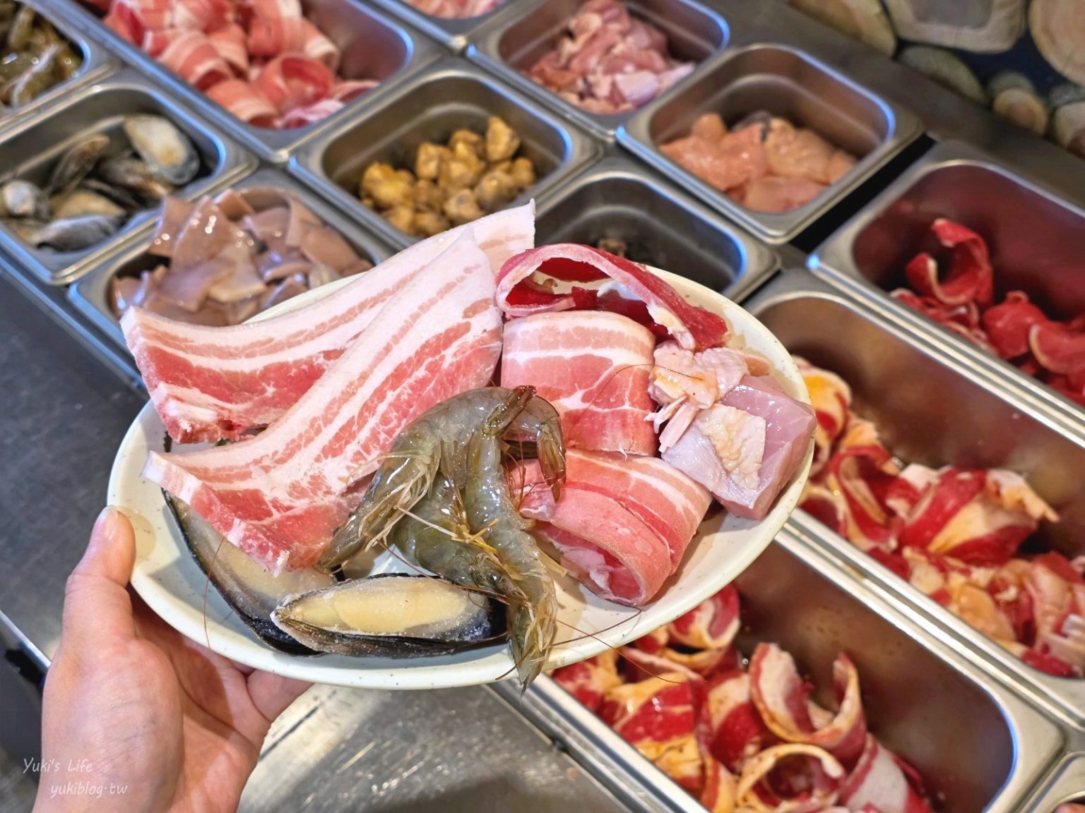宜蘭平價燒肉吃到飽！399元無限提供牛肉、海鮮、冰淇淋，壽星免費吃牛舌