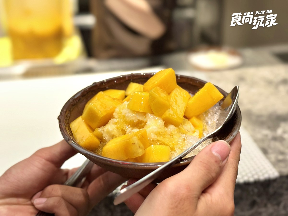 全台最狂火鍋「芒果吃到飽」!百款芒果甜點、雪花冰無限吃,活蝦、雪蟹腳任夾 全台最狂火鍋「芒果吃到飽」!百款芒果甜點、雪花冰無限吃,活蝦、雪蟹腳任夾