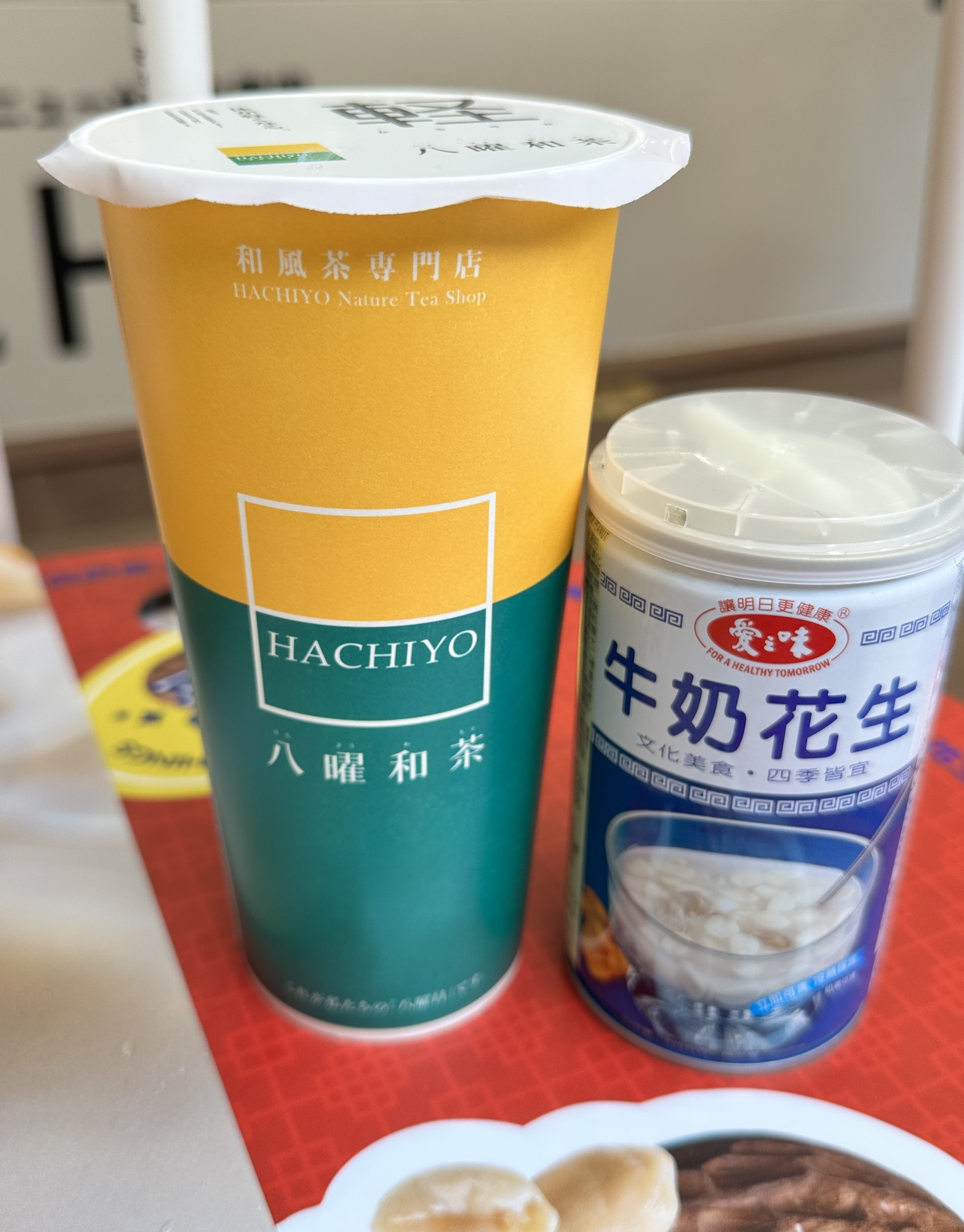 星巴克買一送一！MOLLY聯名星冰樂、杯款登場，八曜推３秒整單免費搶喝