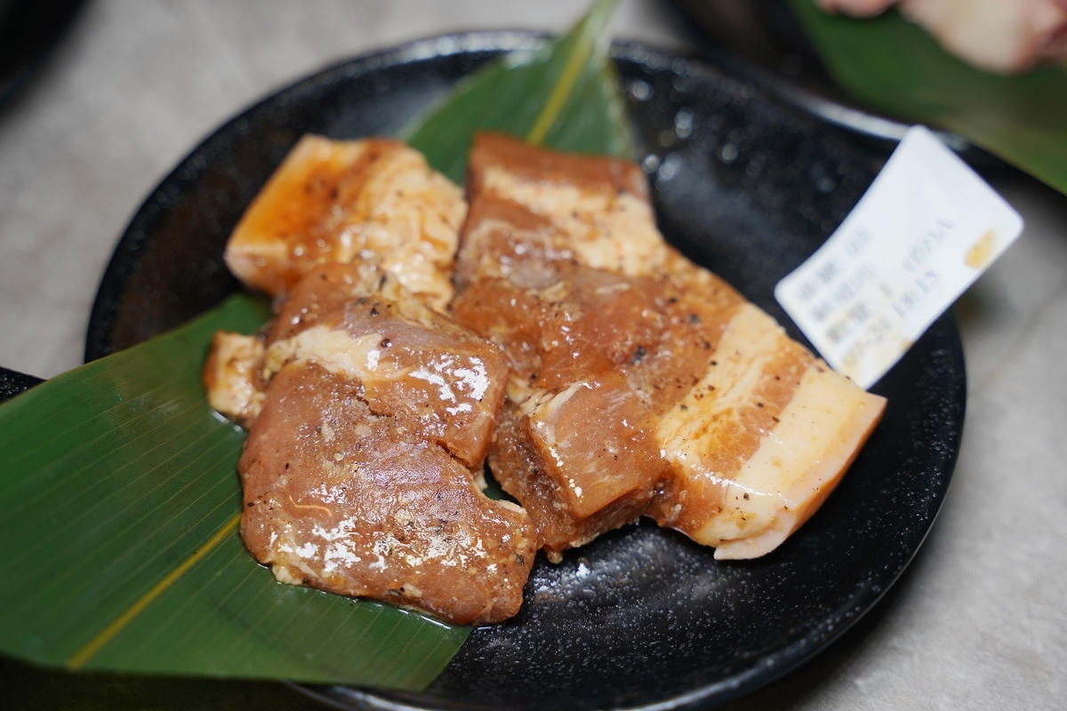 桃園新開燒肉吃到飽！限時580元起、當月壽星５折，加價還能無限爽嗑火鍋