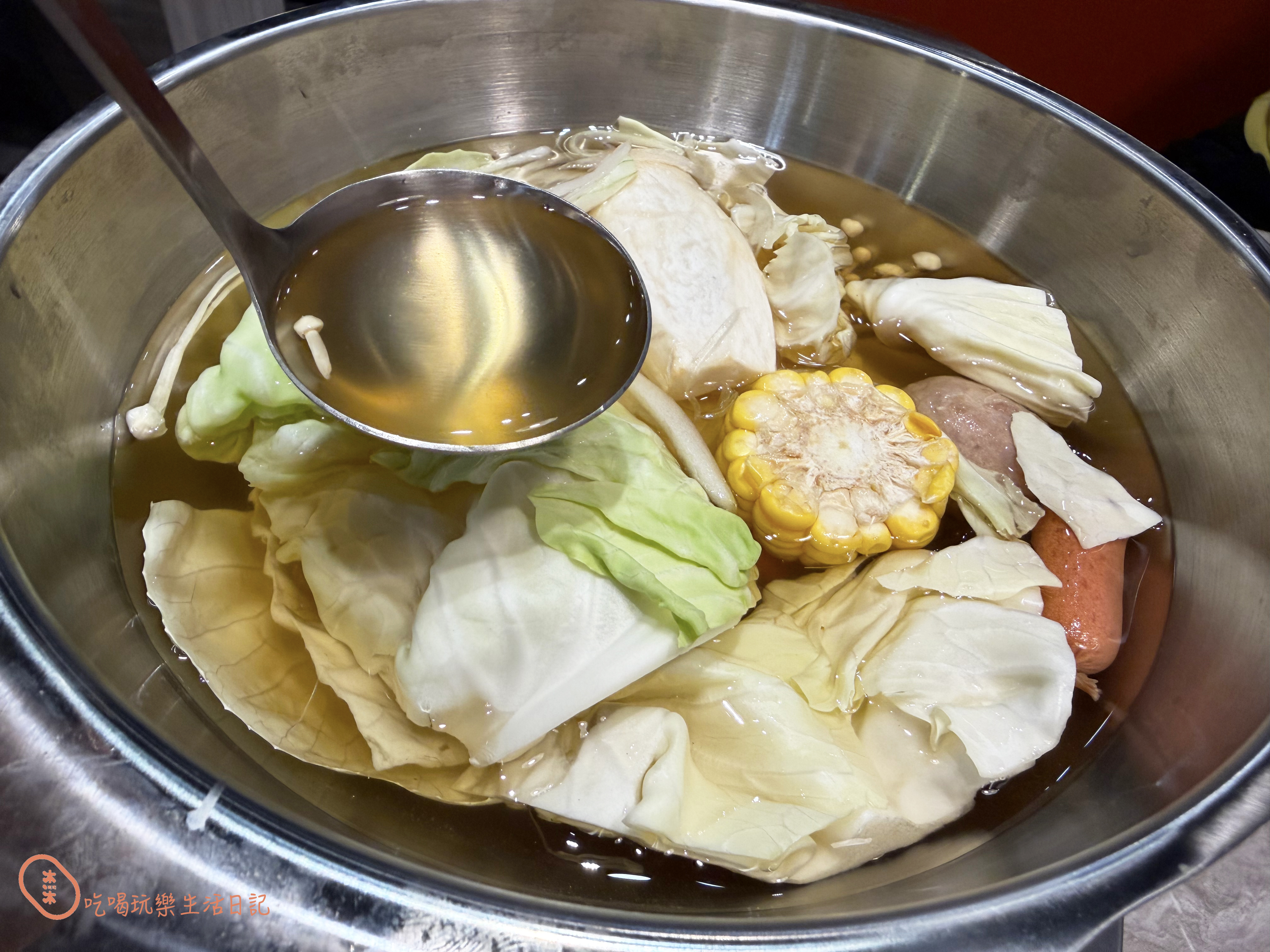 桃園新開燒肉吃到飽！限時580元起、當月壽星５折，加價還能無限爽嗑火鍋