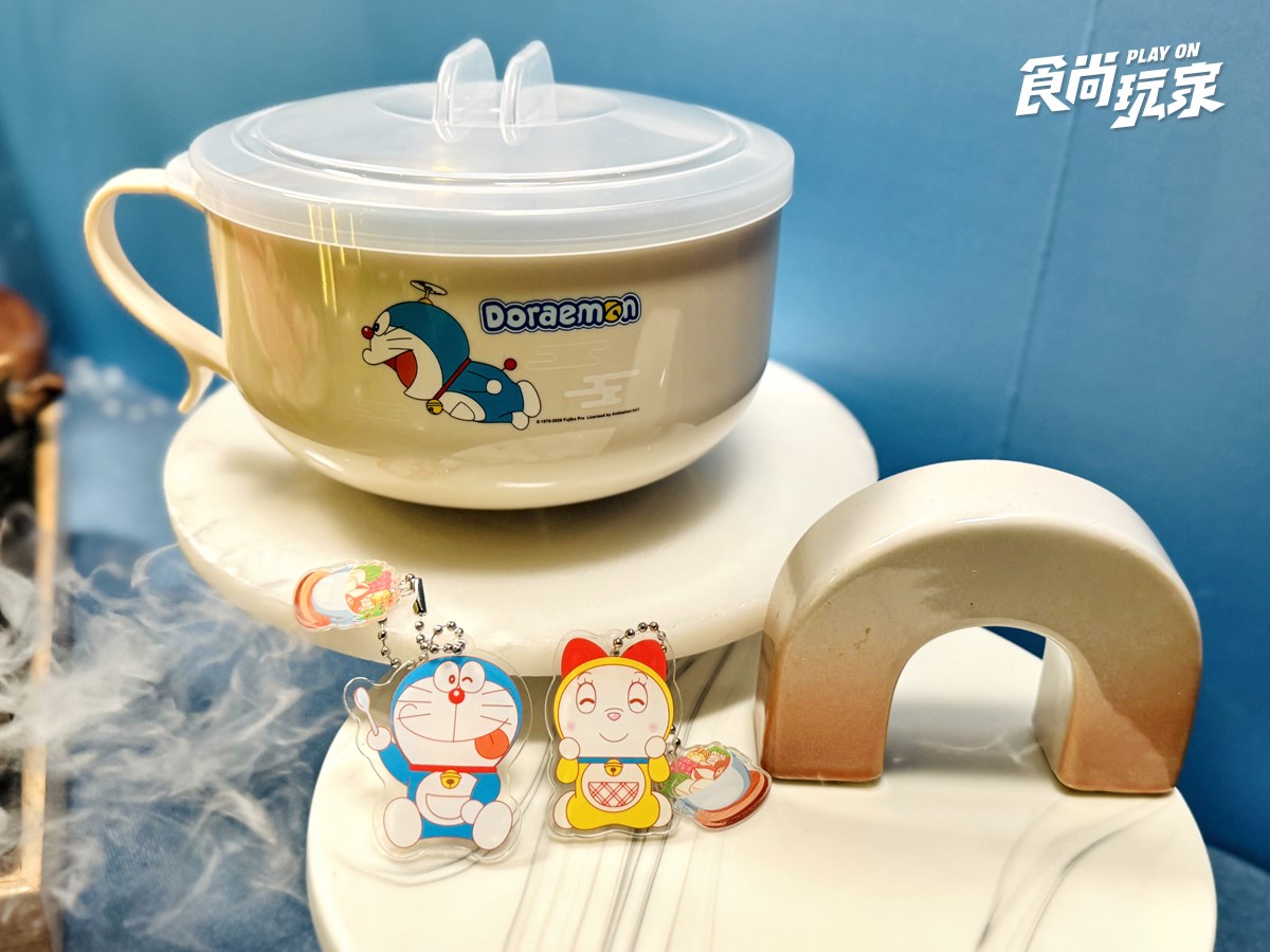 「王品Ｘ哆啦A夢」超萌聯名！458元起吃到飽，70款自助吧、鯛魚燒霜淇淋暢吃