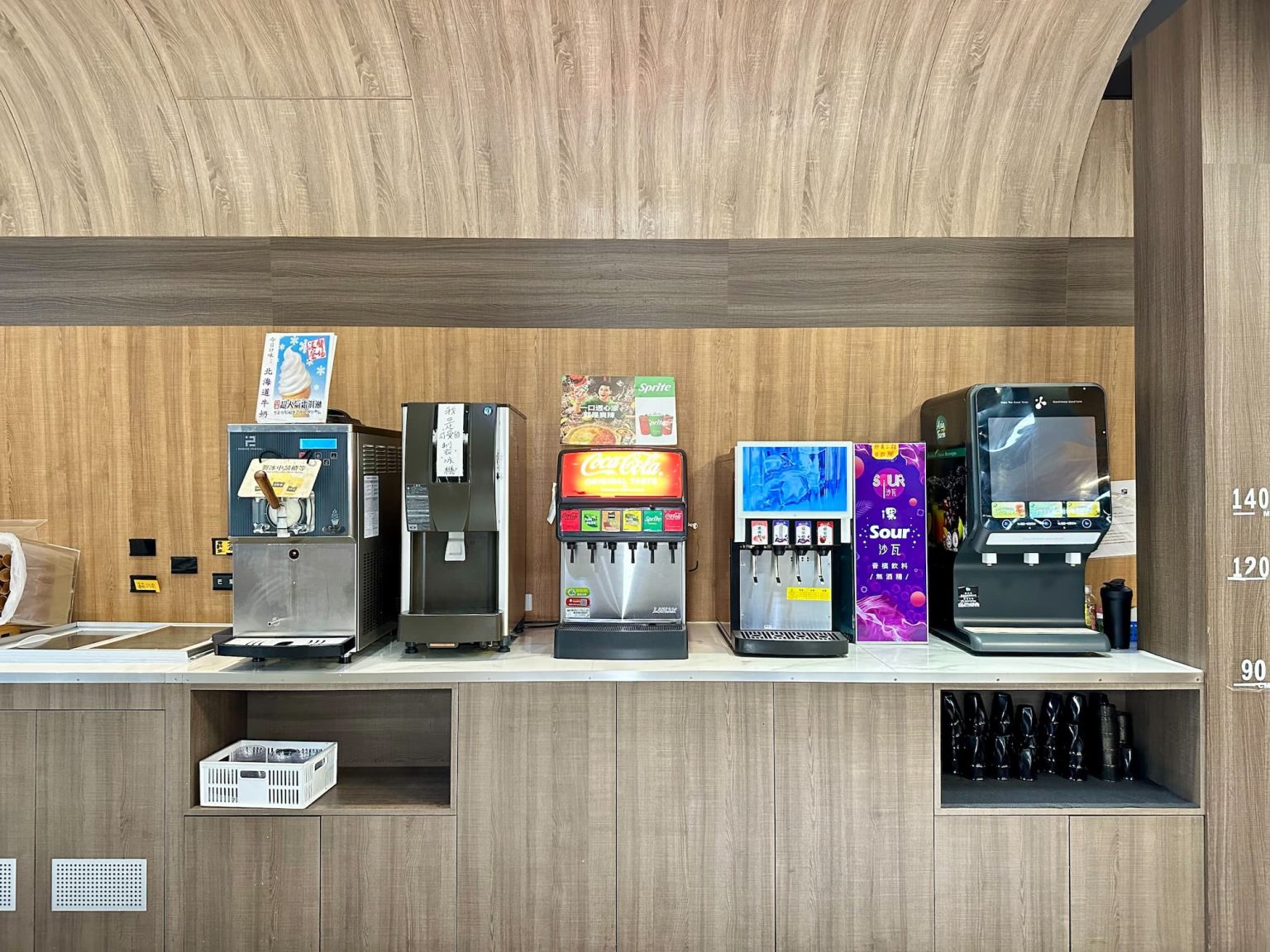 自助吧才是本體！桃園人氣牛排館399元披薩、海鮮、熱炒吃到飽，壽星享75折