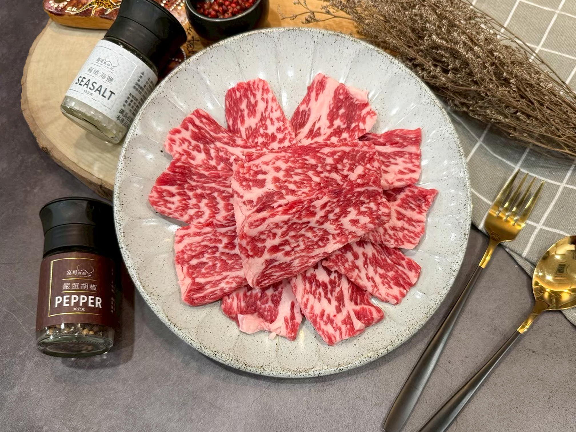 送千元肉品券!最強肉品超市獨賣巧克力和牛,還有代客現煎牛排、澳洲和牛堡 送千元肉品券!最強肉品超市獨賣巧克力和牛,還有代客現煎牛排、澳洲和牛堡