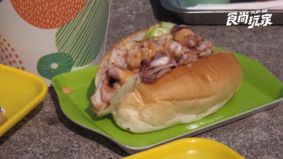 「海景第一排」吃早餐！每天只賣３小時，必點海鮮蔥抓餅、小管泡麵＆潛艇堡