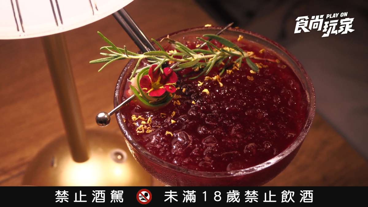 澎湖３間特色酒吧！仙人掌、仙草、絲瓜入酒，在地人解酒早餐鹹粥「私藏吃法」