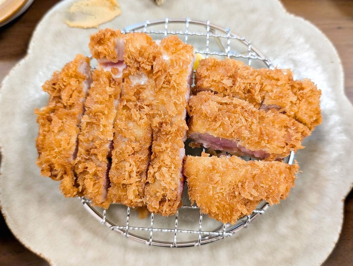 全台首推「豬排吃到飽」!380元起炸豬五花無限續盤,白飯、高麗菜絲也暢吃 全台首推「豬排吃到飽」!380元起炸豬五花無限續盤,白飯、高麗菜絲也暢吃