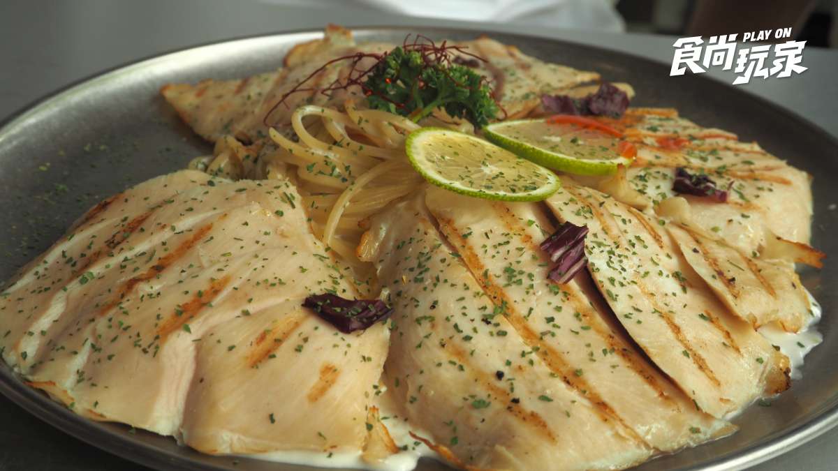 肉肉控天堂！299元爽吃「牛肉山」，加149元肉量升級１公斤，加碼600克舒肥雞