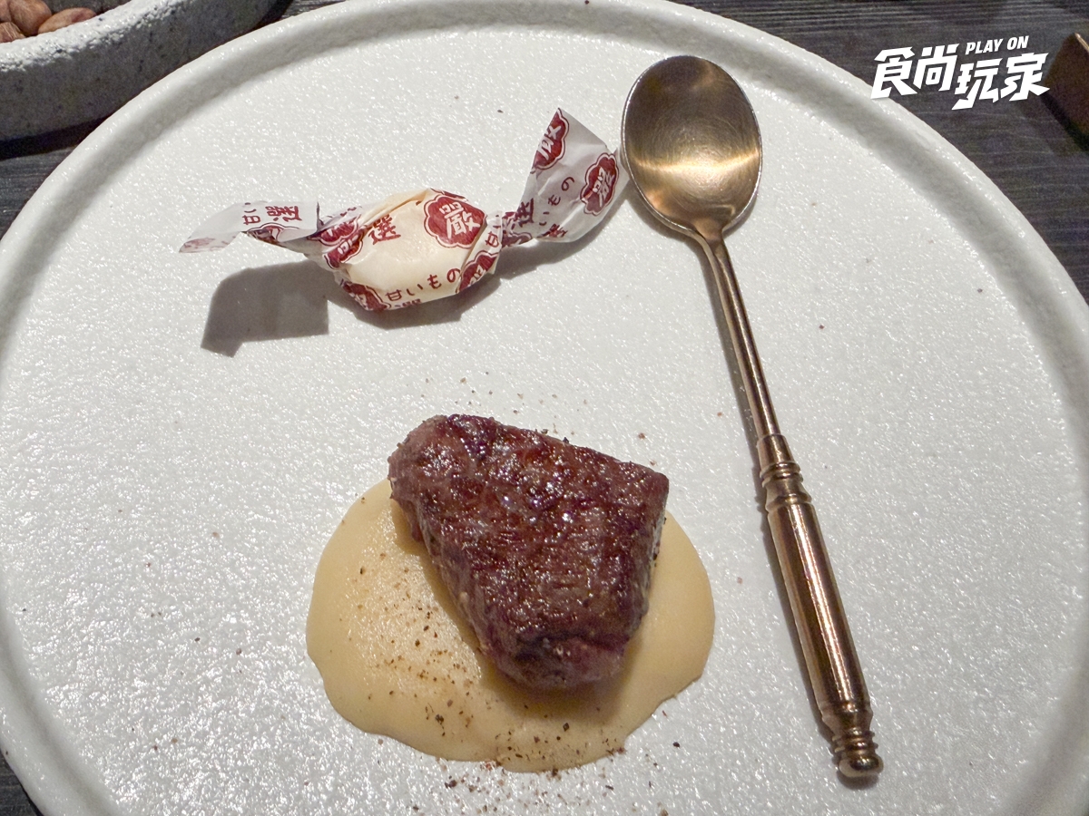 2026中秋烤肉推薦！日本８大和牛、海膽必吃，豪華燒肉禮盒搭配巴斯克蛋糕