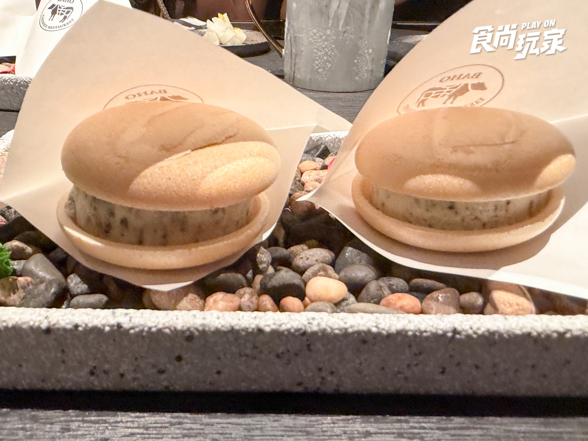 2026中秋烤肉推薦！日本８大和牛、海膽必吃，豪華燒肉禮盒搭配巴斯克蛋糕