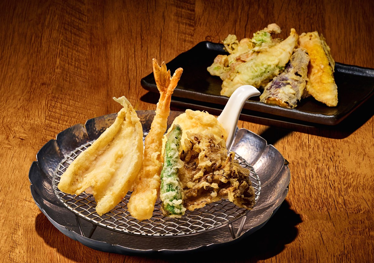 大巨蛋遠東美食推薦６家！最新優惠搶先看，金色三麥茶餐廳、鰻魚飯５折