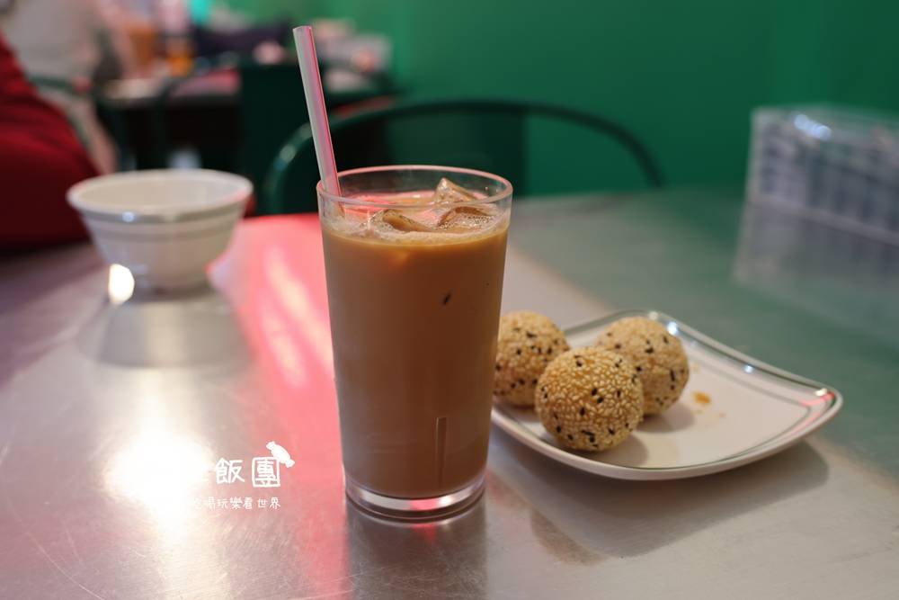 一秒到香港！士林超人氣港式茶餐廳推薦、絲襪奶茶必喝，不限時、免服務費