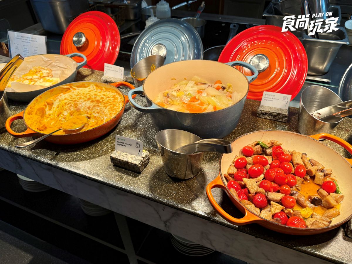 週週免費抽演唱會門票!高雄洲際酒店開箱:入住港灣海景房、美拍藍洞泳池 週週免費抽演唱會門票!高雄洲際酒店開箱:入住港灣海景房、美拍藍洞泳池