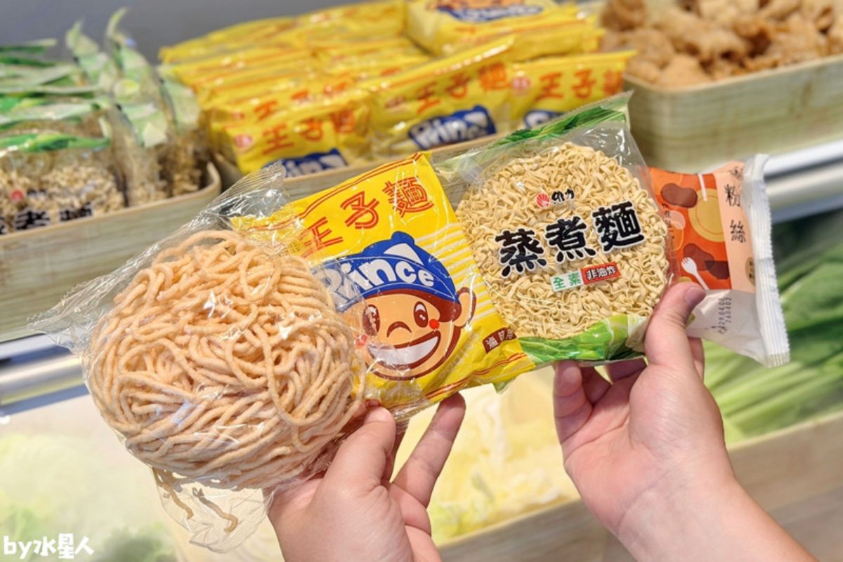 最低280元爽嗑「火鍋吃到飽」！平日下午免費送大肉盤，還免服務費超佛心