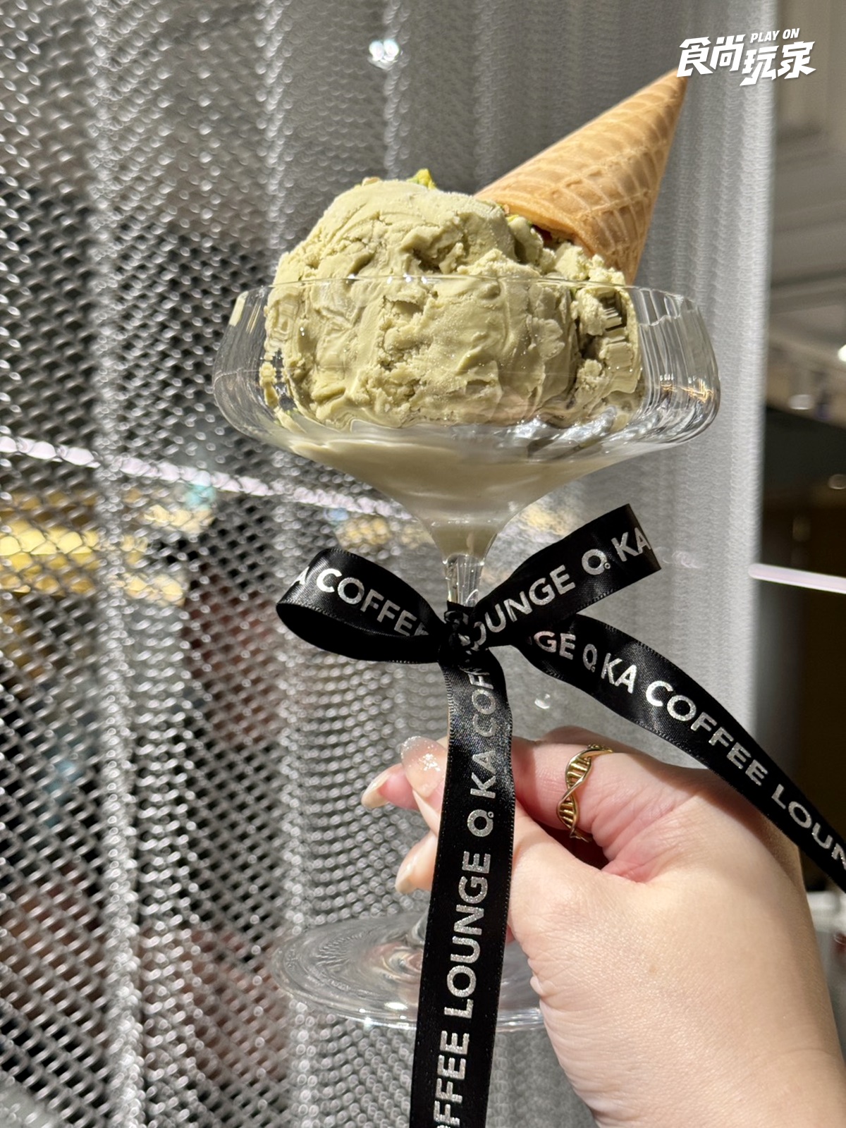 爆紅高空咖啡新作！KA COFFEE進駐微風信義，開心果甜點、精品咖啡大推