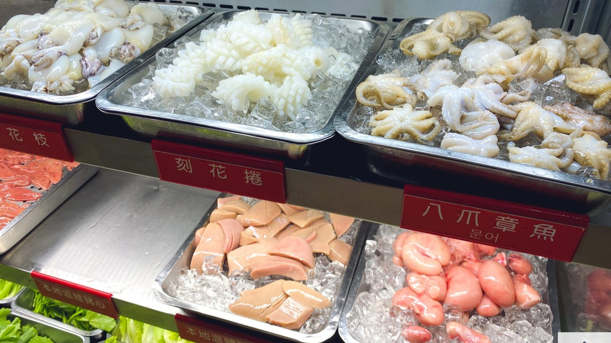 西門町20年老店吃到飽！火鍋破百種品項任吃，５種鮮蝦、螃蟹、哈根達斯通通有