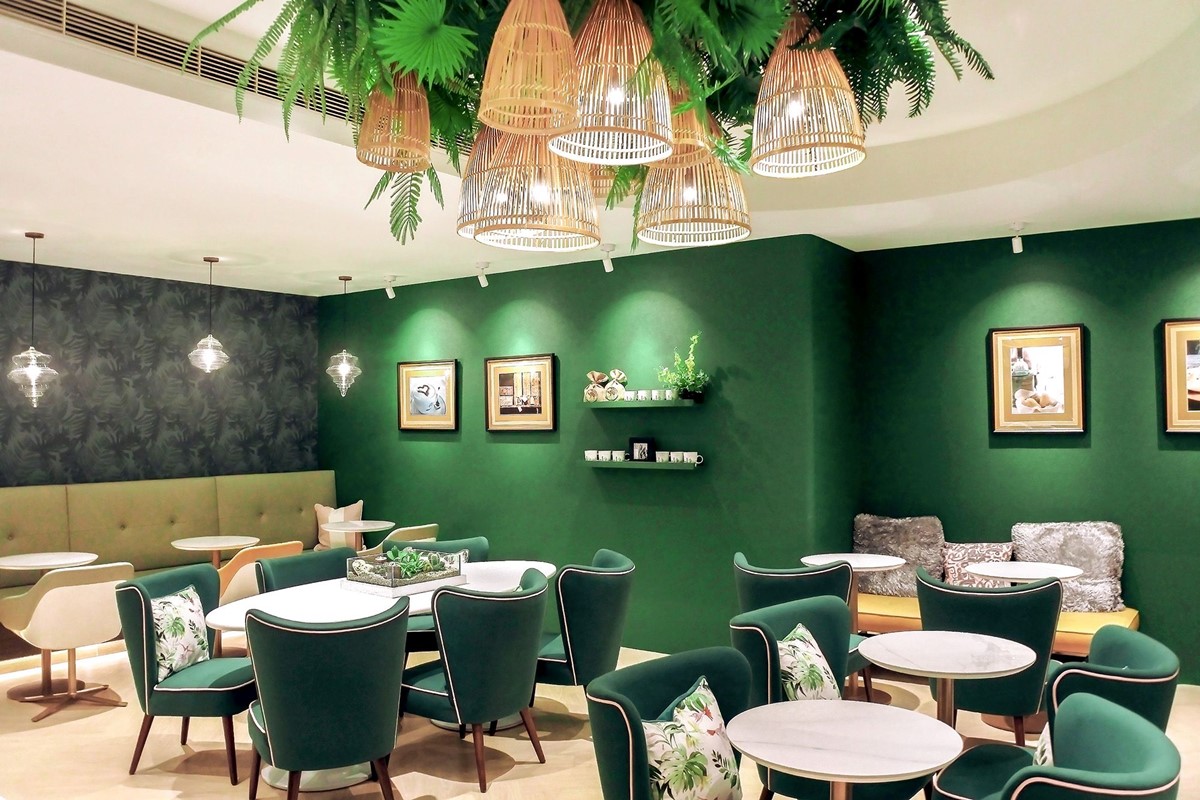 國旅補助用起來！台北飯店送「老井燒肉拼盤」，中秋住房送老字號月餅禮盒