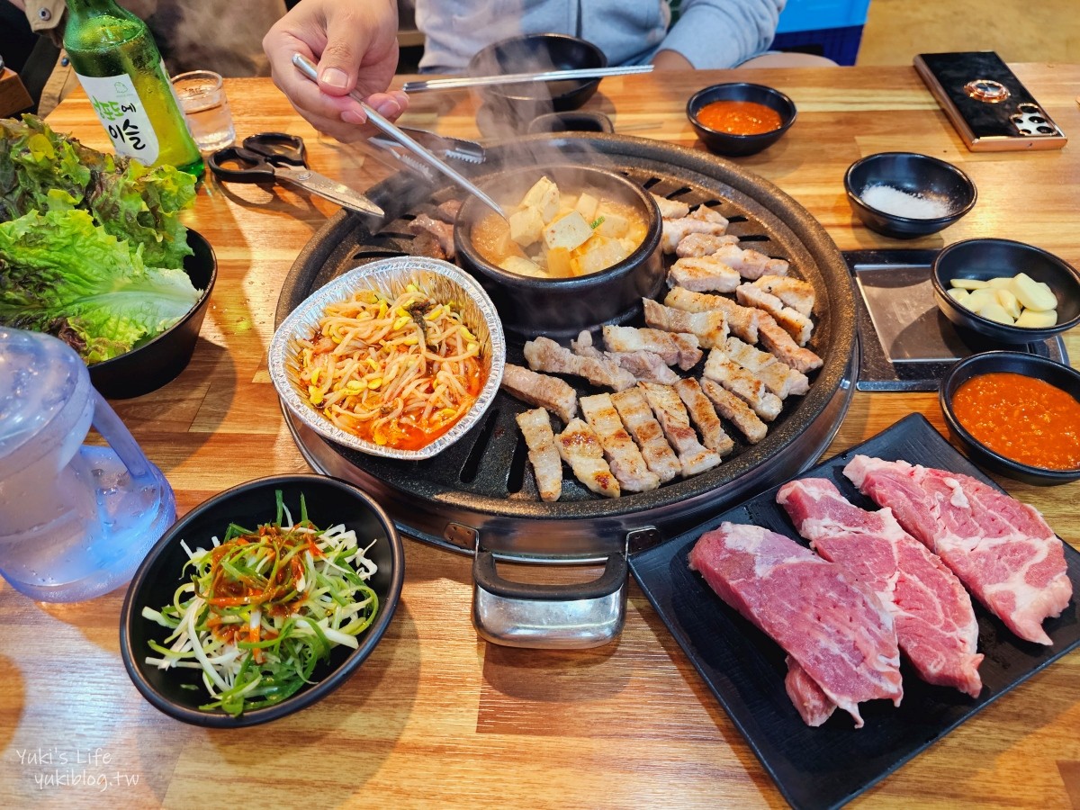 韓國人氣燒肉吃到飽推薦！免400元無限吃豬五花、泡菜，順遊最新夜景秘境