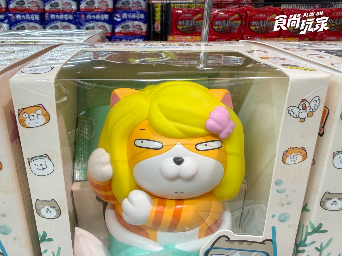 買雞精送Hello Kitty提袋！全聯獨家白爛貓爆米花桶必買，香菜零食２包免50元