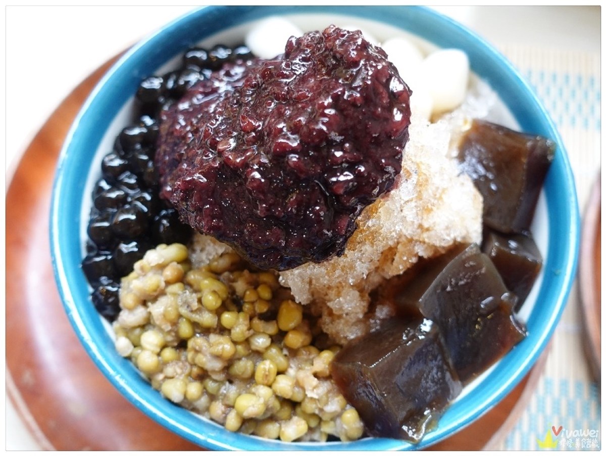 60元吃到飽！「高CP值甜品」豆花、嫩仙草、黑糖冰免費續加，必嗑白玉湯圓