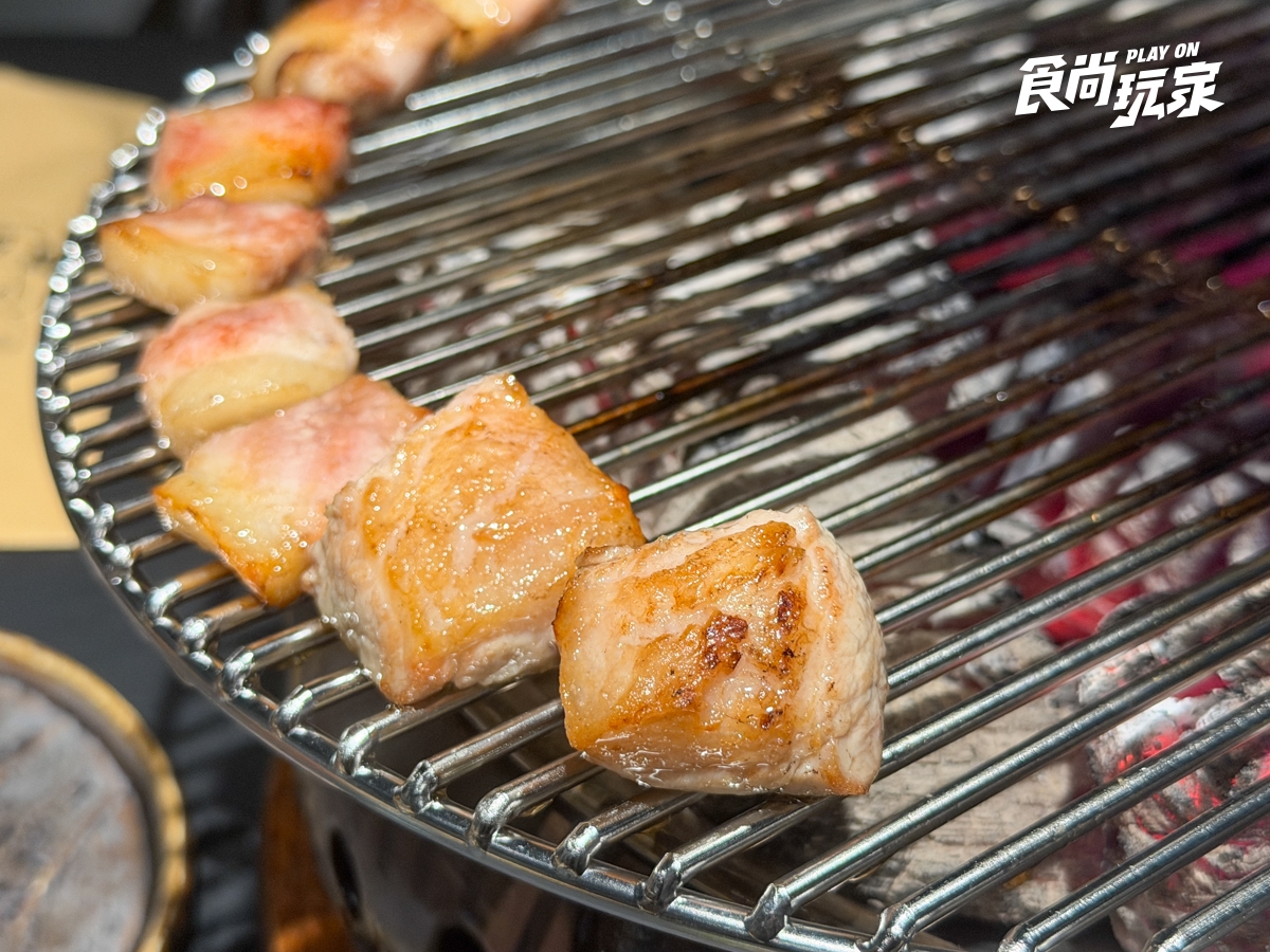 韓國人氣燒肉「囕盈豚」插旗台北大巨蛋！推薦菜色開箱，低消600元、專人代烤
