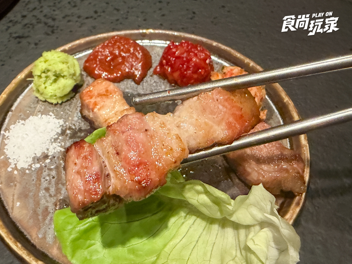 韓國人氣燒肉「囕盈豚」插旗台北大巨蛋！推薦菜色開箱，低消600元、專人代烤