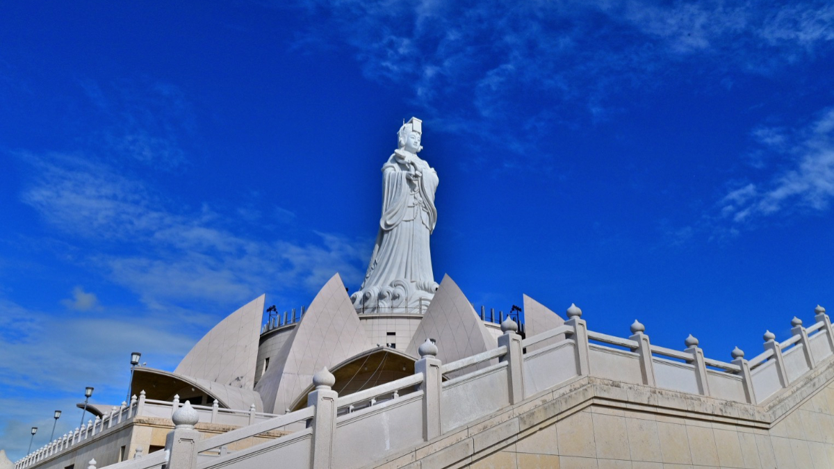 全台最高媽祖完工！53.6公尺大安港媽祖亮相，台中海線景點、嗨安祭一次玩