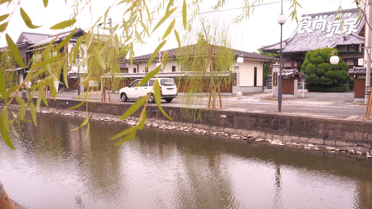 福岡玩近郊！柳川體驗遊船「爬橋跳船秀」、吃400年鰻魚飯，交通、行程一次看