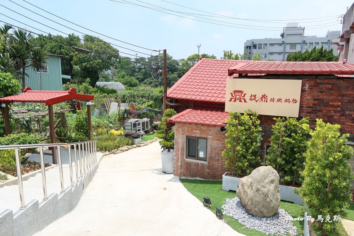 250元吃到飽!高CP值「紅磚老屋火鍋」30款蔬食自助吧、甜點飲品無限吃 250元吃到飽!高CP值「紅磚老屋火鍋」30款蔬食自助吧、甜點飲品無限吃