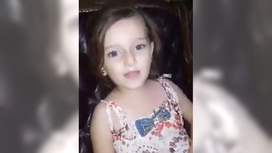 敘利亞小女孩的歌聲被爆炸打斷。圖／截取自YouTube