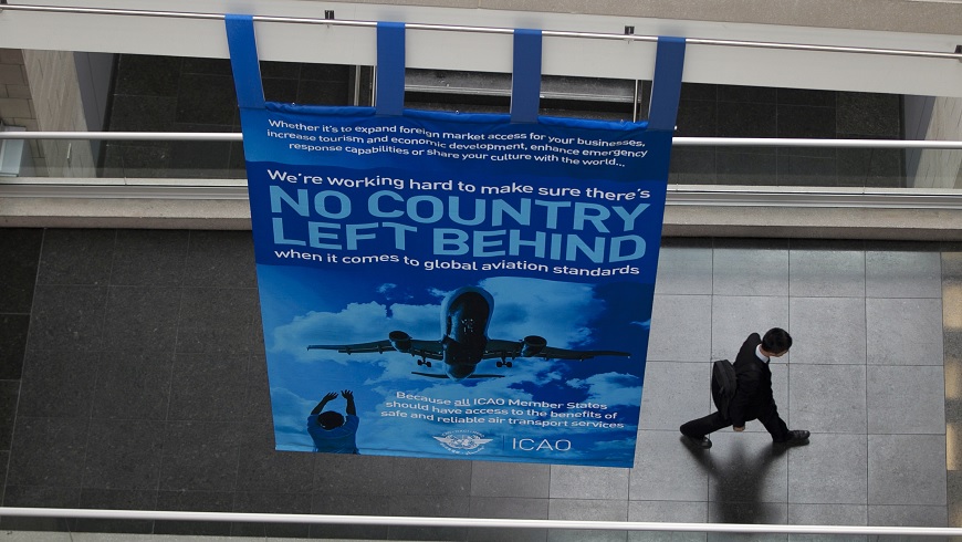 ICAO會場內的斗大標語寫著，「沒有國家被遺留」(No Country Left Behind)。圖／達志影像路透社