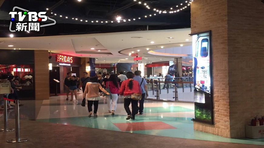 颱風來襲，大江國際購物中心27日仍正常營業