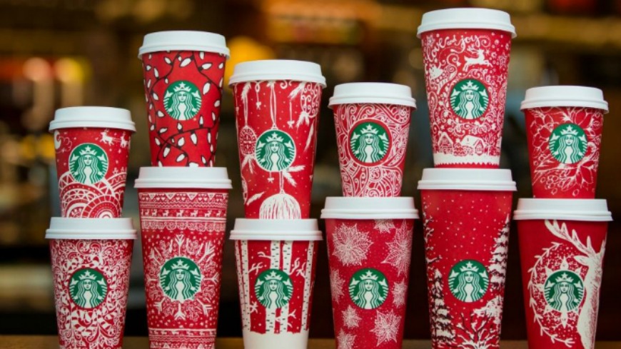 下個月就要歡度聖誕節，有連鎖咖啡業者動作很快，不只已經開賣聖誕節主題商品，還從今（10日）起將外帶杯換上新裝，充滿濃濃聖誕氣息。