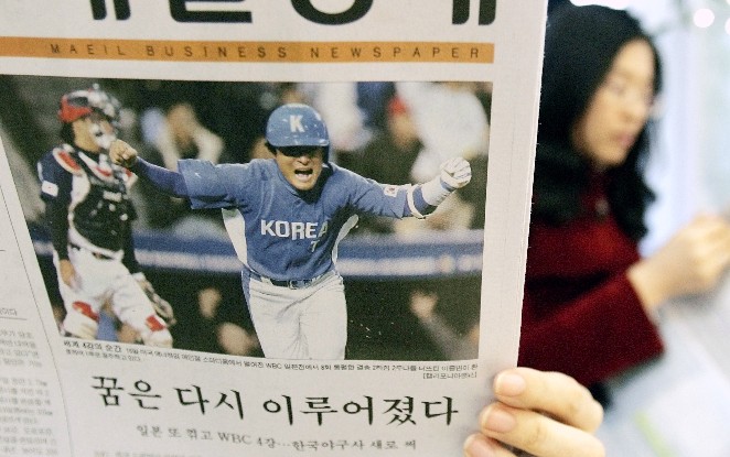 韓國隊監督金寅植曾批評韓職球團團長不專業、還說有些棒球記者太嫩了。資料照／達志影像／美聯社