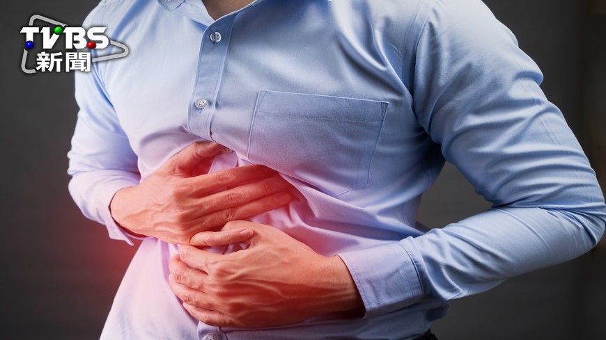 若有相關胃酸逆流症狀出現，建議自行開始非藥物治療，調整生活型態，若未見改善，建議尋求專業醫師。（圖／TVBS）