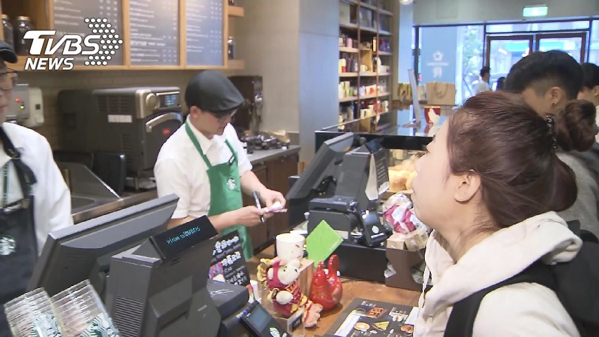 學測忌喝咖啡糖飲　當心利尿擾情緒