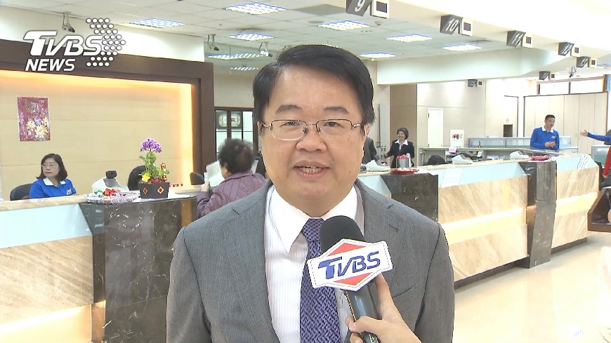 綠委提議中職減隊併日職 網酸:當立委先測智商