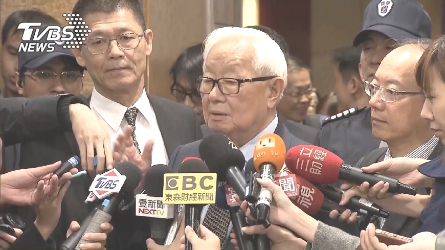 張忠謀：台積電投資首選是台灣