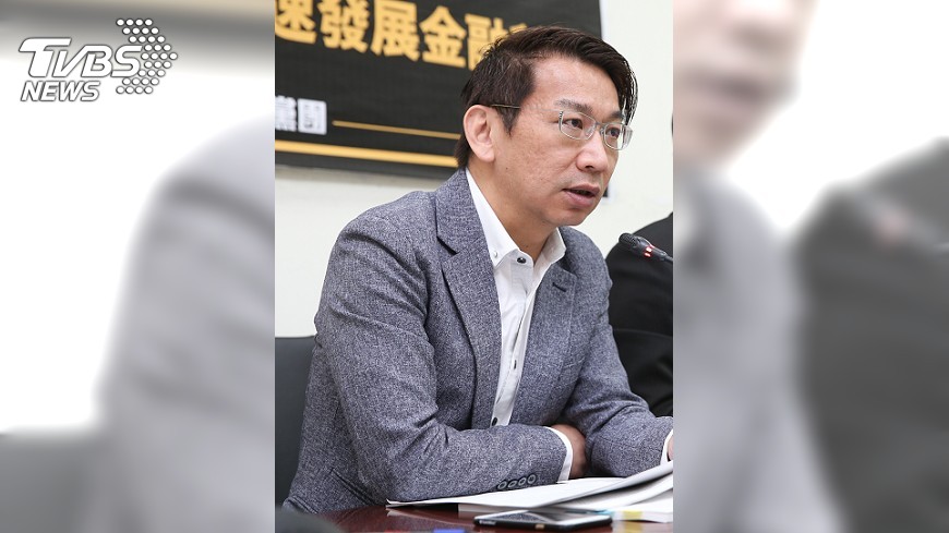 智慧車安全無法管 徐永明促交通部研議
