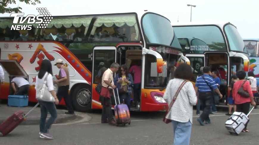 陸客銳減 旅遊運通業苦撐