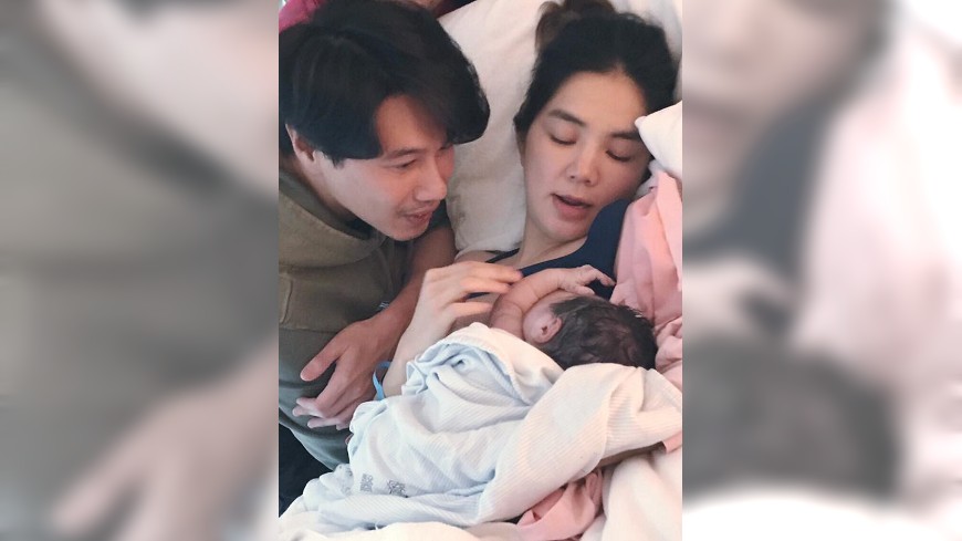 Ella陣痛20小時 賴解孵心疼告白「你是女戰士」!