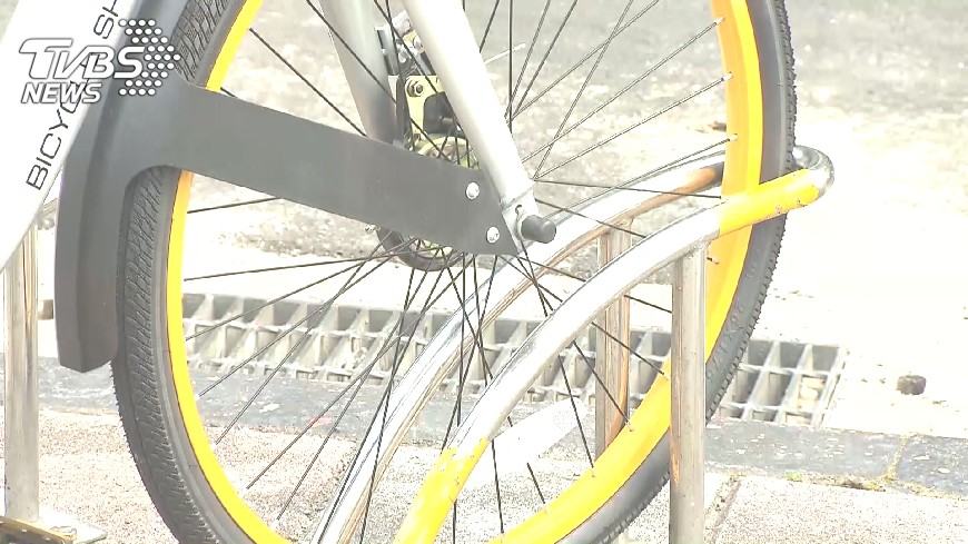 確保機車族權益　高市商圈增置單車架