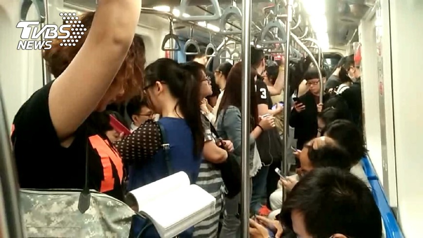 捷運族來「對號入座」 最常在捷運做的10件事