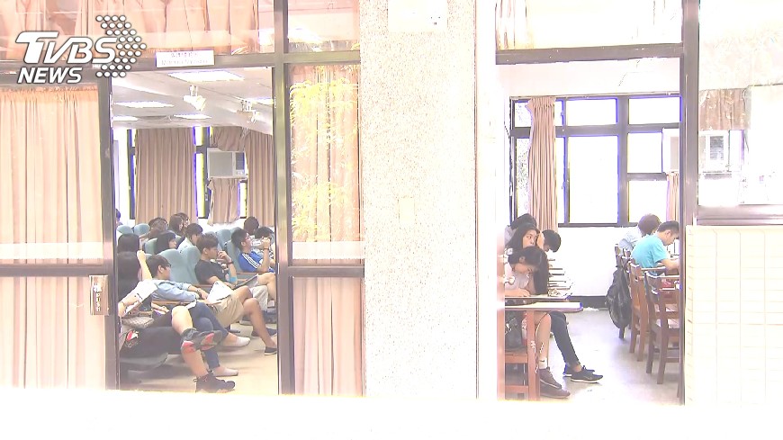 快訊／國中會考今公布成績　上午8點起開放查詢