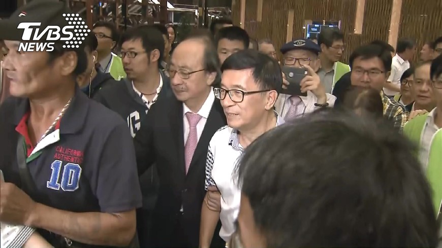 就是要出席！中監多次被嗆仍准扁參加募款餐會