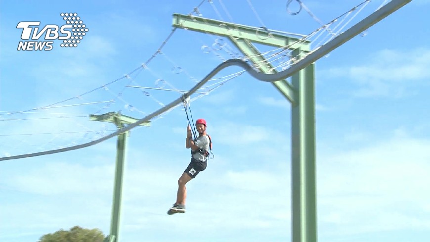 5米空中騎單車 墾丁新玩法搶連假商機 空中騎腳踏車 端午節 獨木舟 Tvbs新聞網