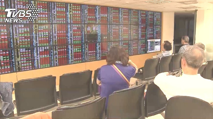 外資上週賣超4.23億元 買超冠軍新光金