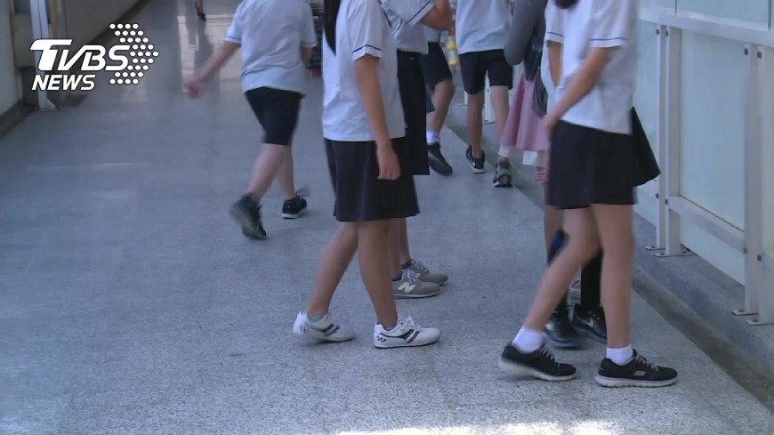 7、8年級屁孩必備！　有「這支槍」稱霸公園